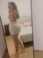 631143591: Chica busca chico en Barcelona