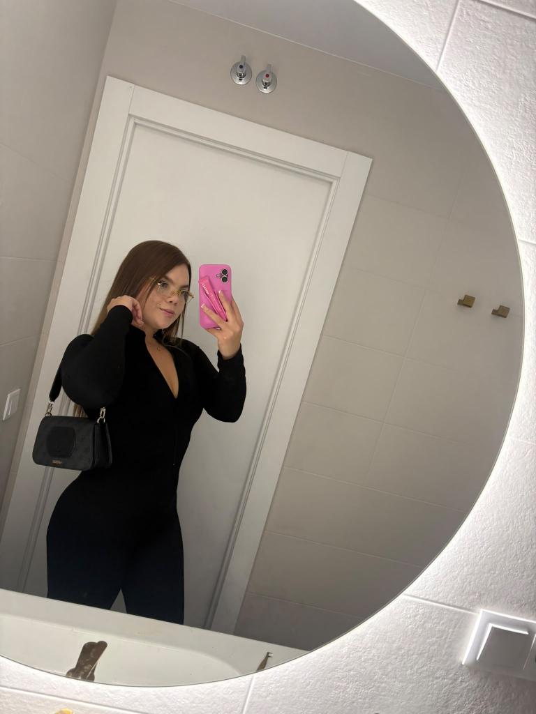 678121427: Chica busca chico en Zaragoza