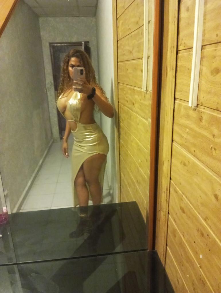 Chica busca chico en Barcelona: 