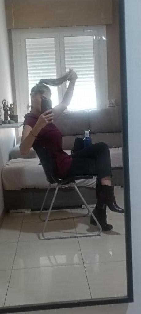 Chica busca chico en Toledo: Chica busca chico