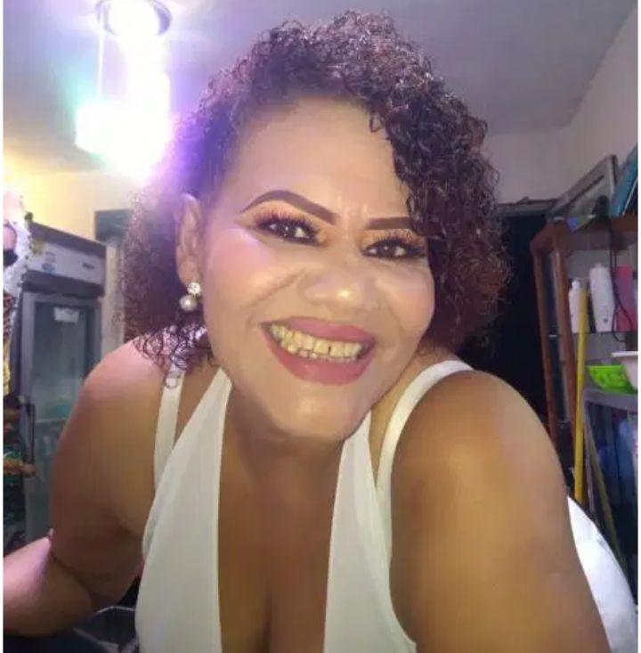 642913946: Chica busca chico en Salamanca