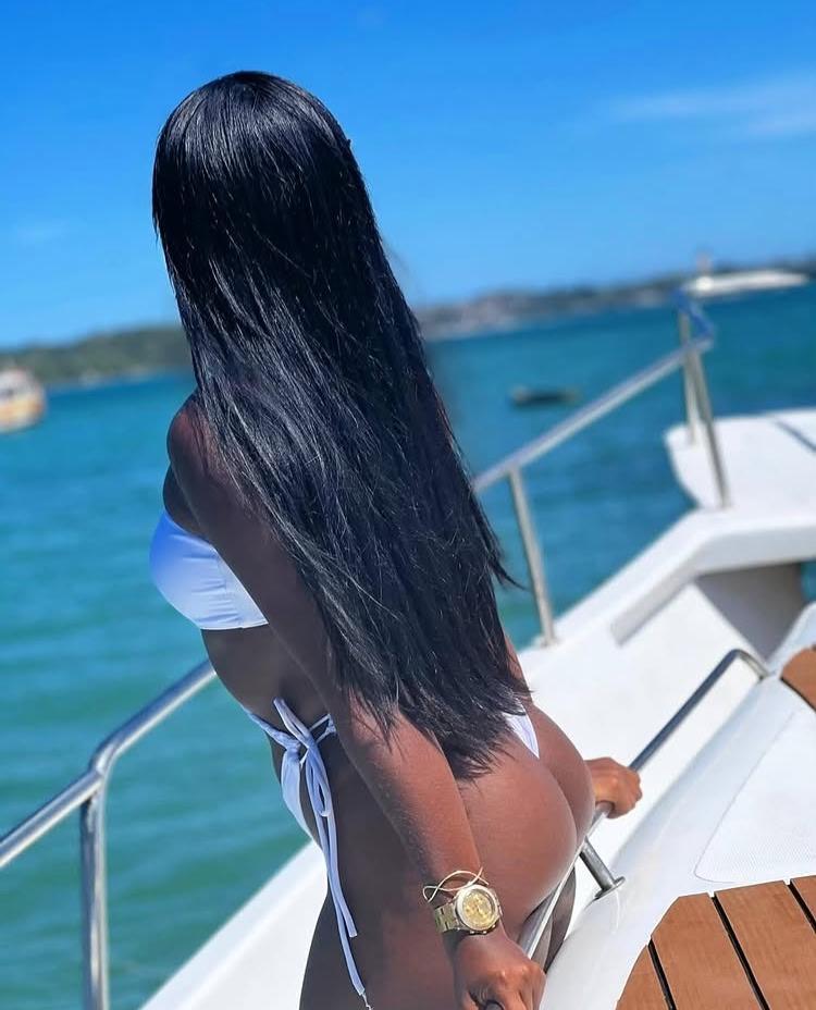624244428: Chica busca chico en Madrid