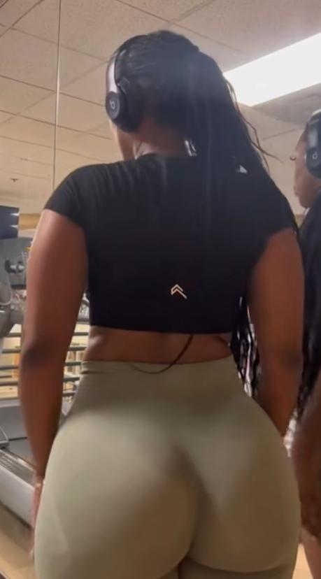 Chica busca chico en Granada: 