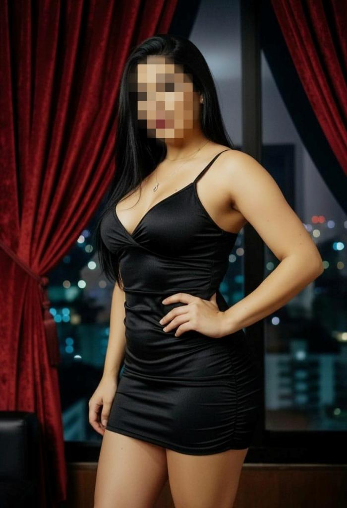 Chica busca chico en Ibiza: 