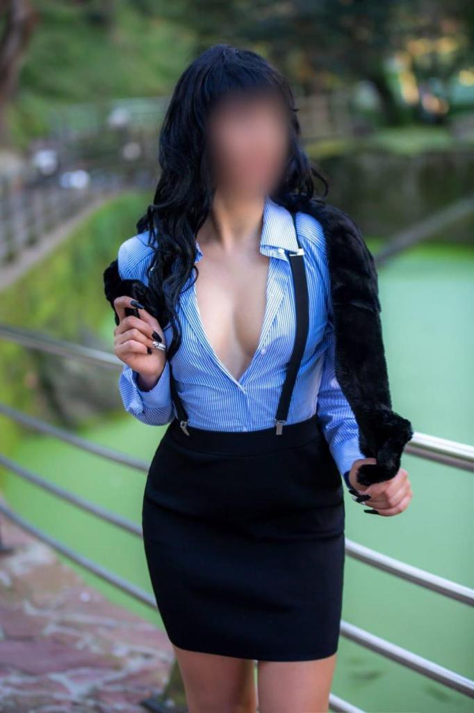624768902: Chica busca chico en Alicante