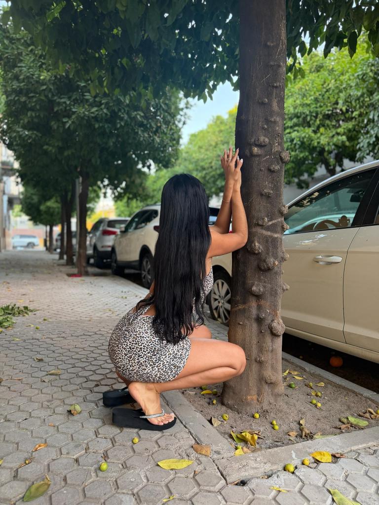 Chica busca chico en Sevilla: 