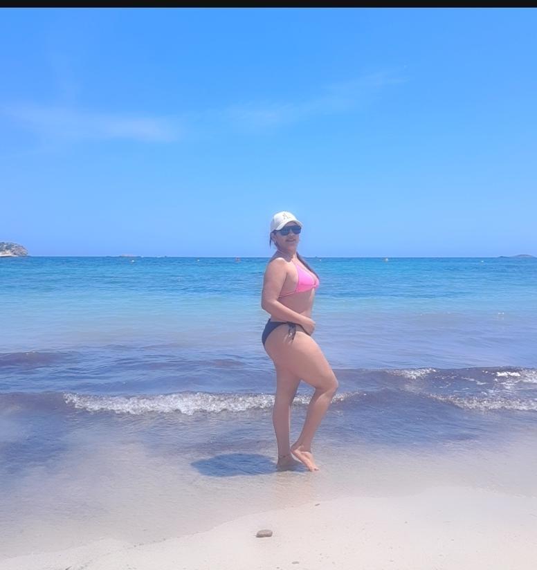 Chica busca chico en Ibiza: 