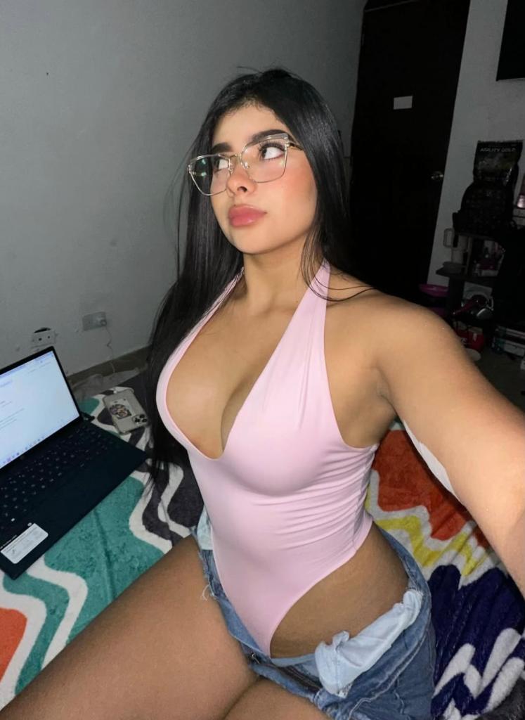 Chica busca chico en Cádiz: 