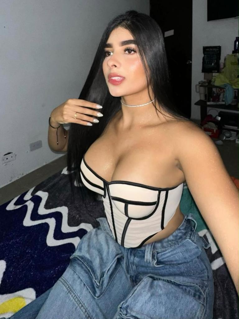 Chica busca chico en Cádiz: 