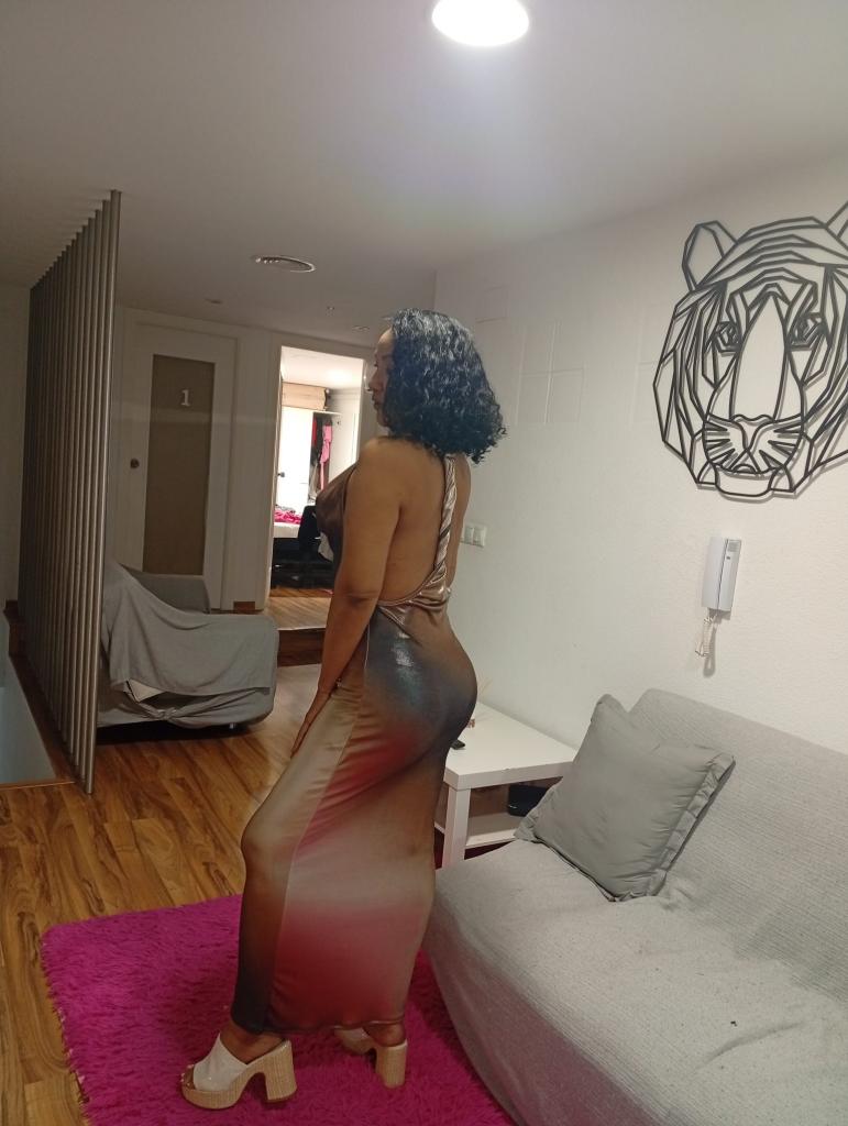 632717342: Chica busca chico en Murcia