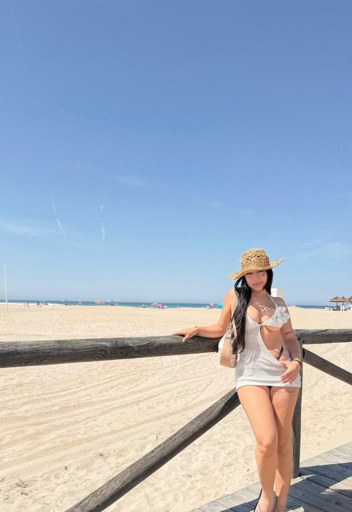 Chica busca chico en Cádiz: 