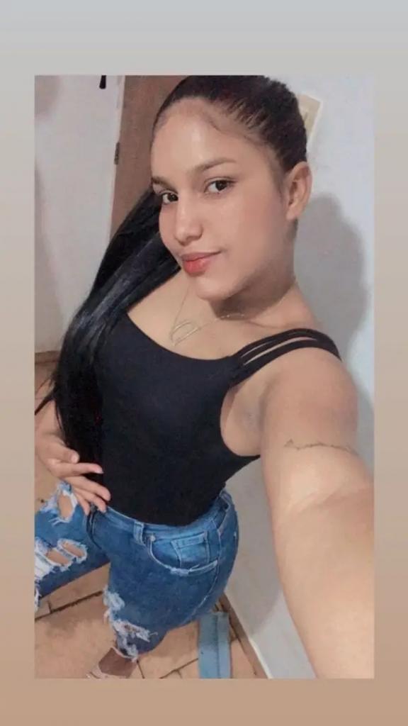 Chica busca chico en Almería: 