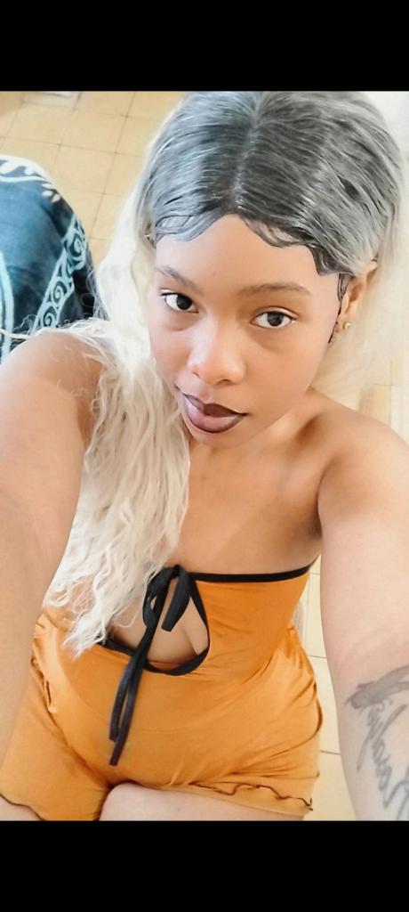 Chica busca chico en Granada: 