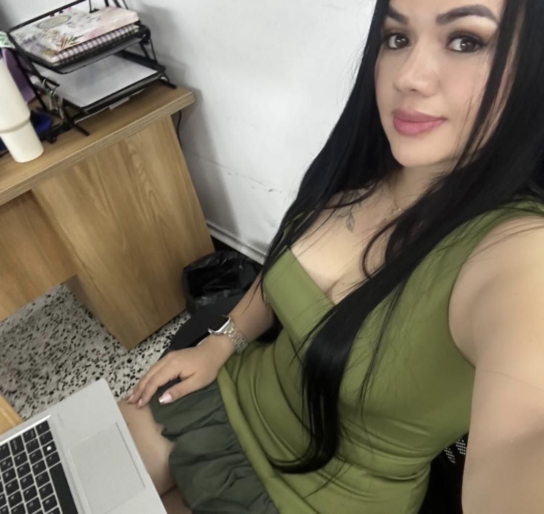 642393728: Chica busca chico en Murcia