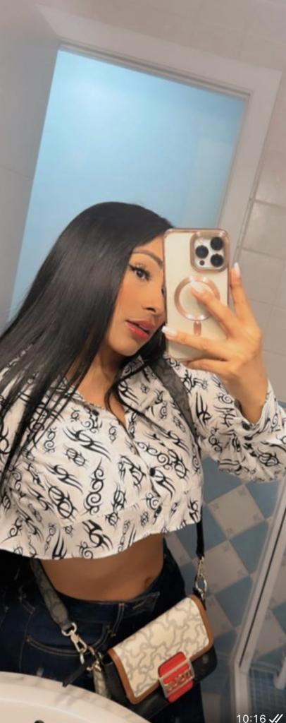 641937441: Chica busca chico en Navarra