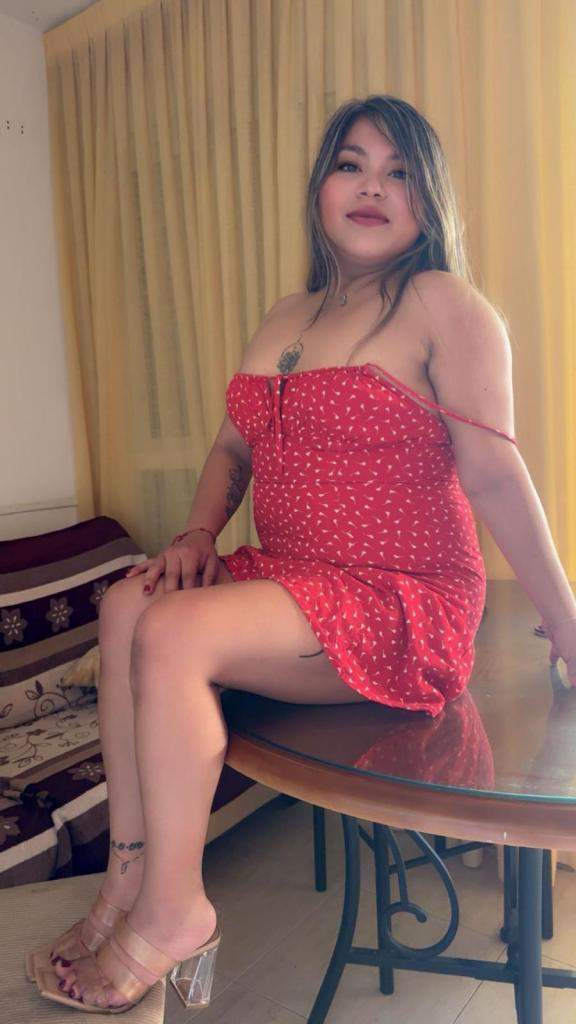 647026795: Chica busca chico en Alicante
