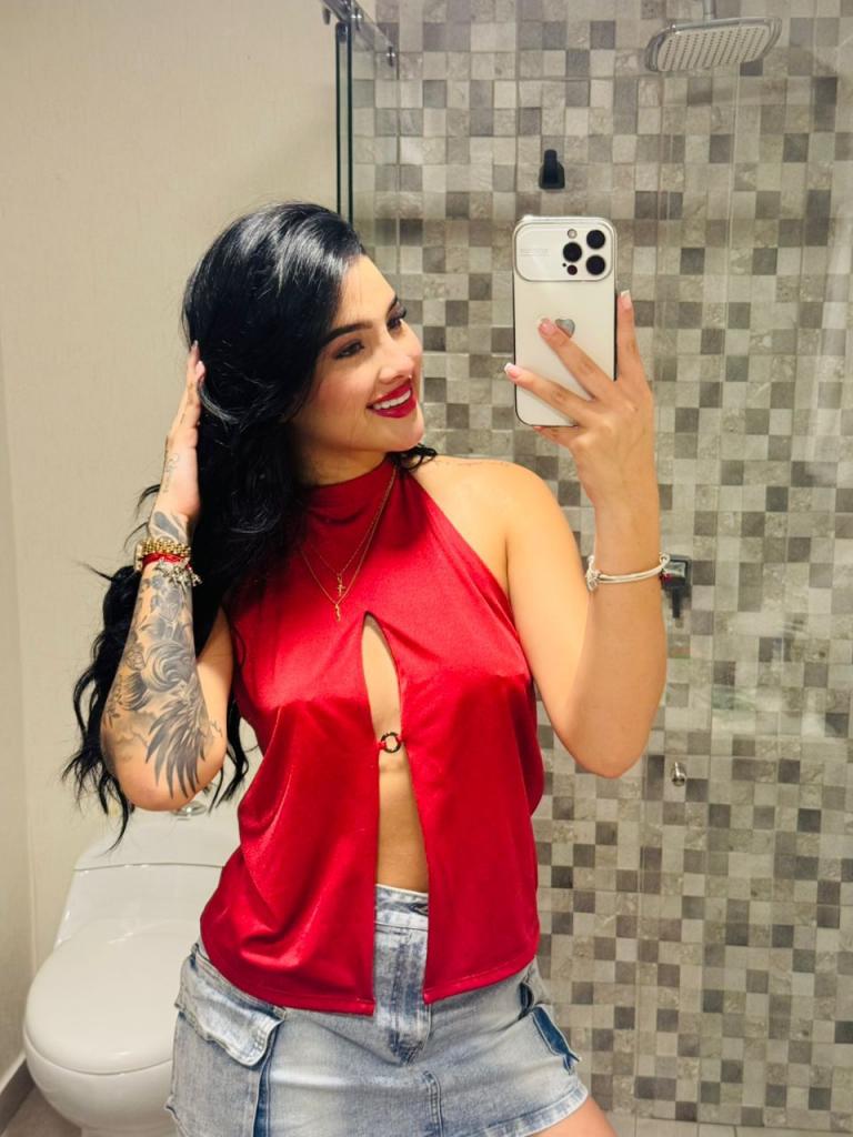 674901881: Chica busca chico en Cádiz