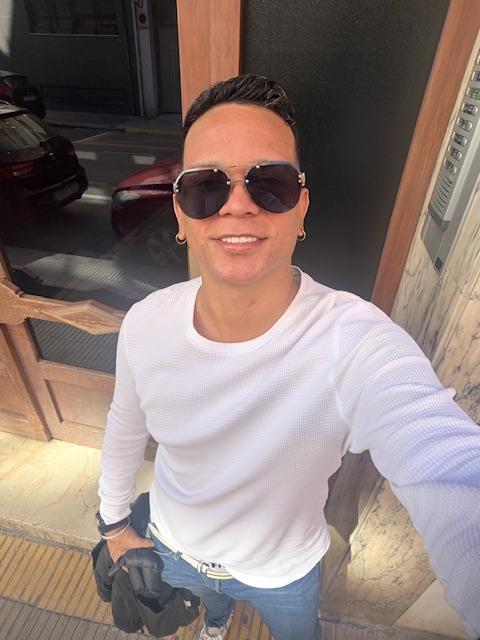631225566: Chico busca chica en Mallorca