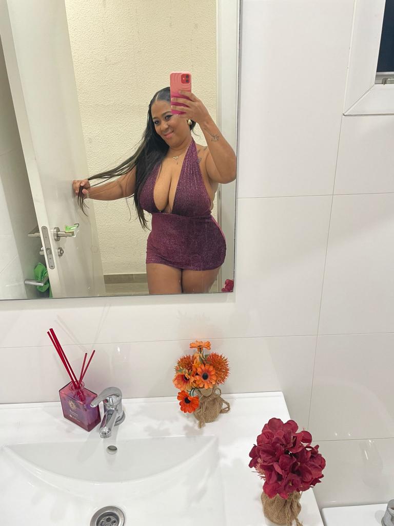 612236213: Chica busca chico en Alicante