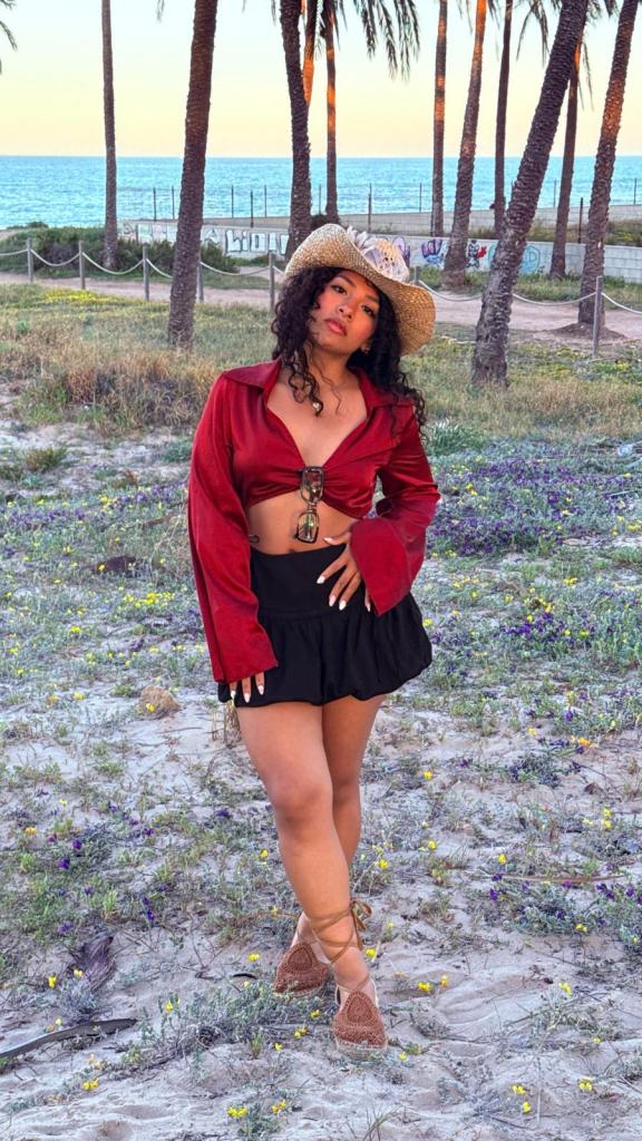 Chica busca chico en Ibiza: 