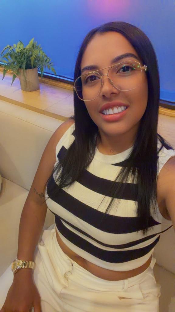 661124408: Chica busca chico en Murcia