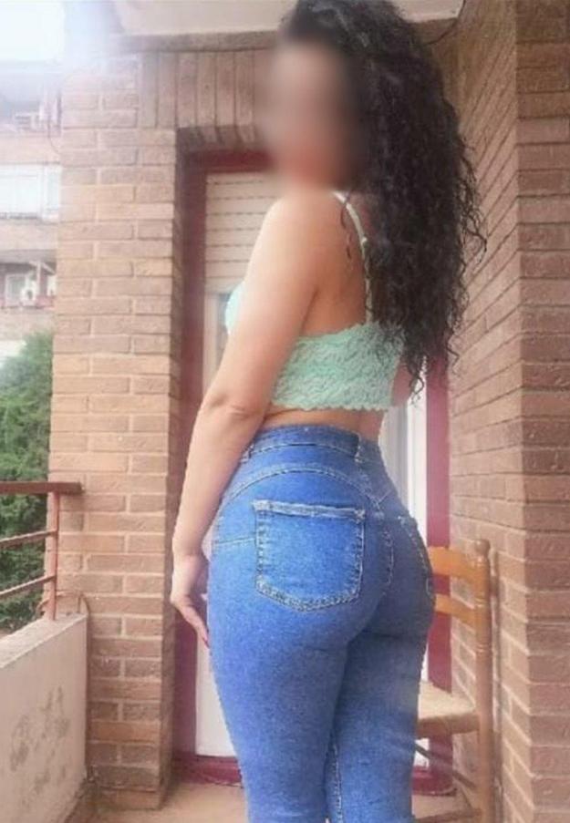 624768902: Chica busca chico en Alicante