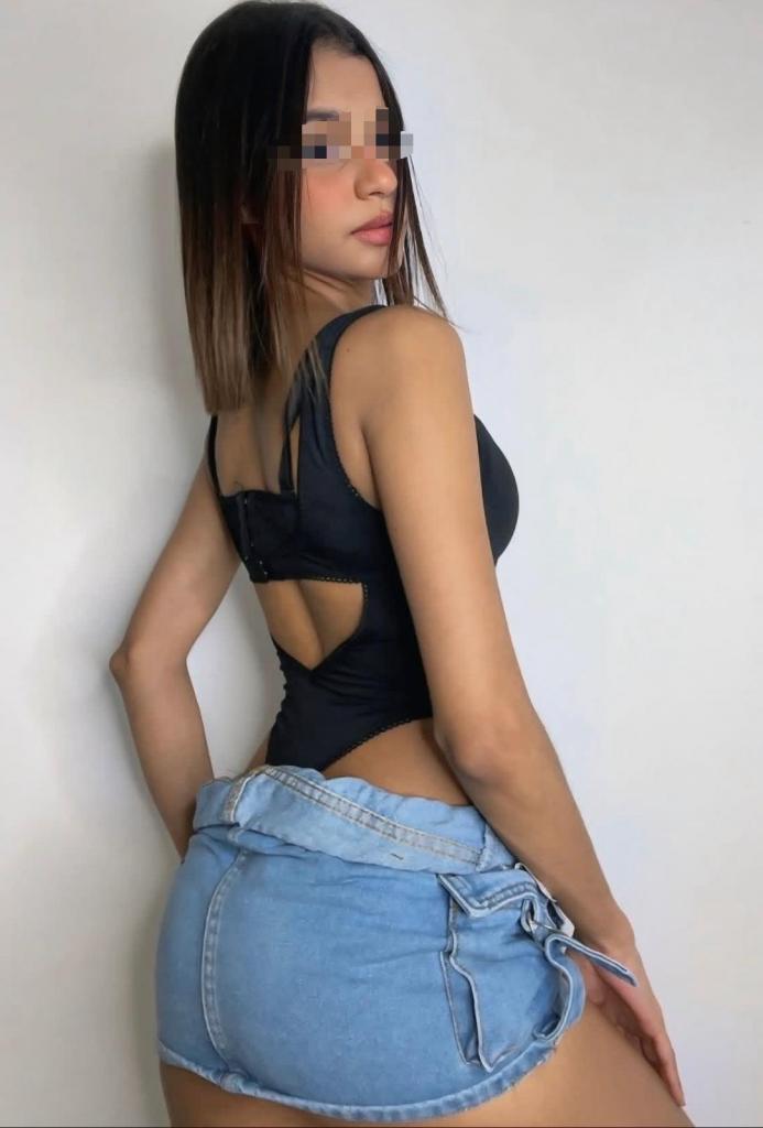 624035054: Chica busca chico en Almería