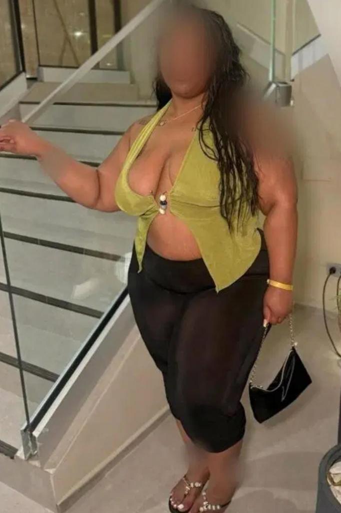 Chica busca chico en Murcia: 