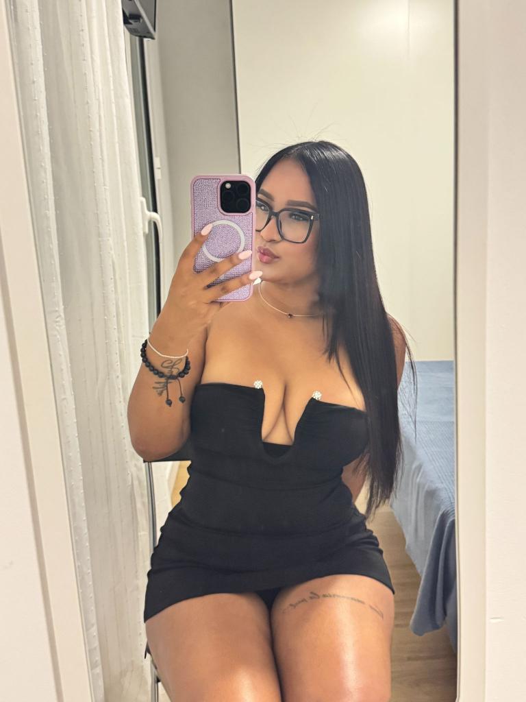 Chica busca chico en Sevilla: 