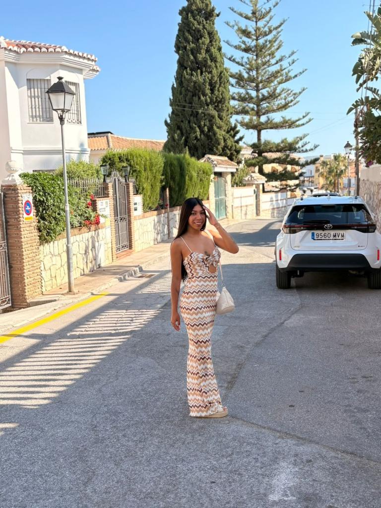Chica busca chico en Cádiz: 