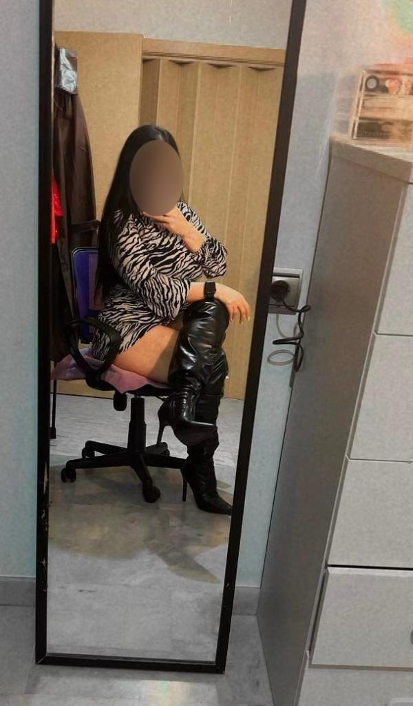 Chica busca chico en Granada: 
