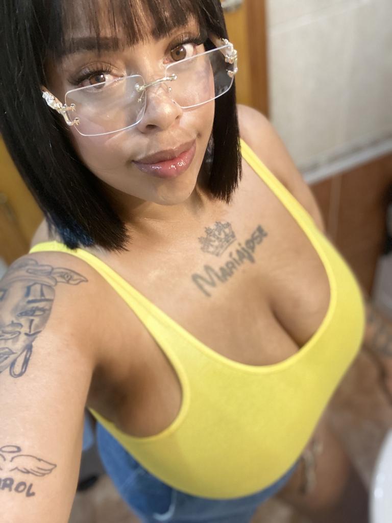 613898305: Chica busca chico en Alicante