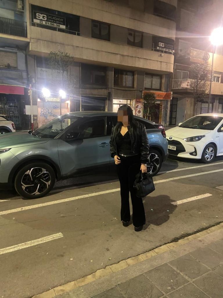 Chica busca chico en La Coruña: 