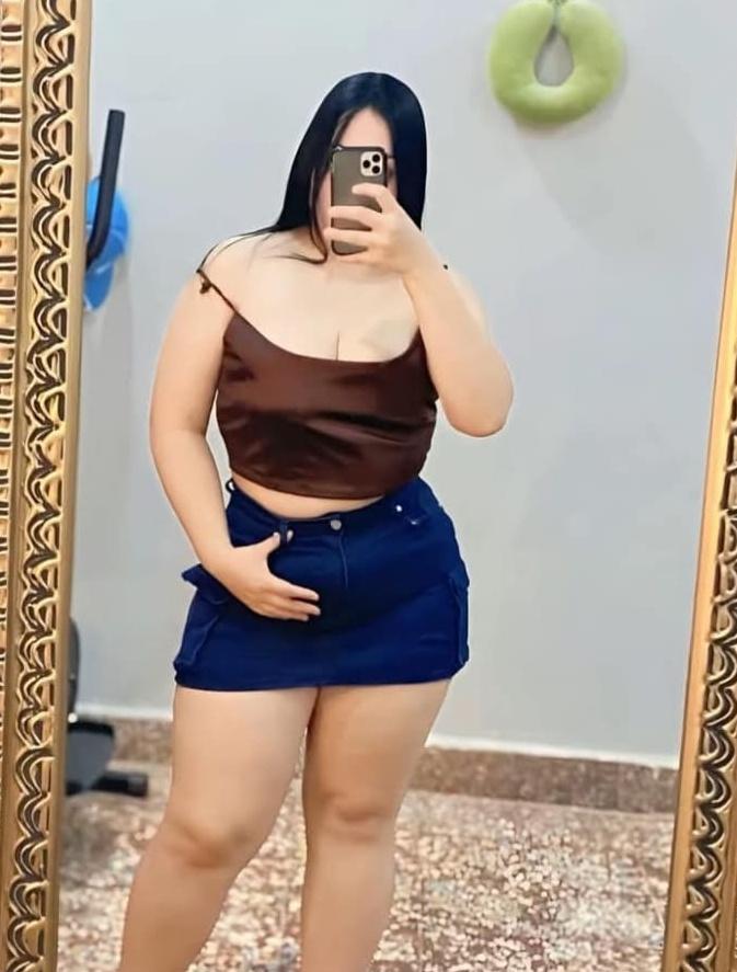 643697488: Chica busca chico en La Coruña