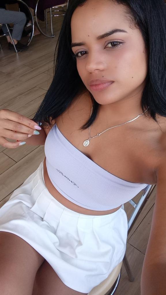 Chica busca chico en Tenerife: 