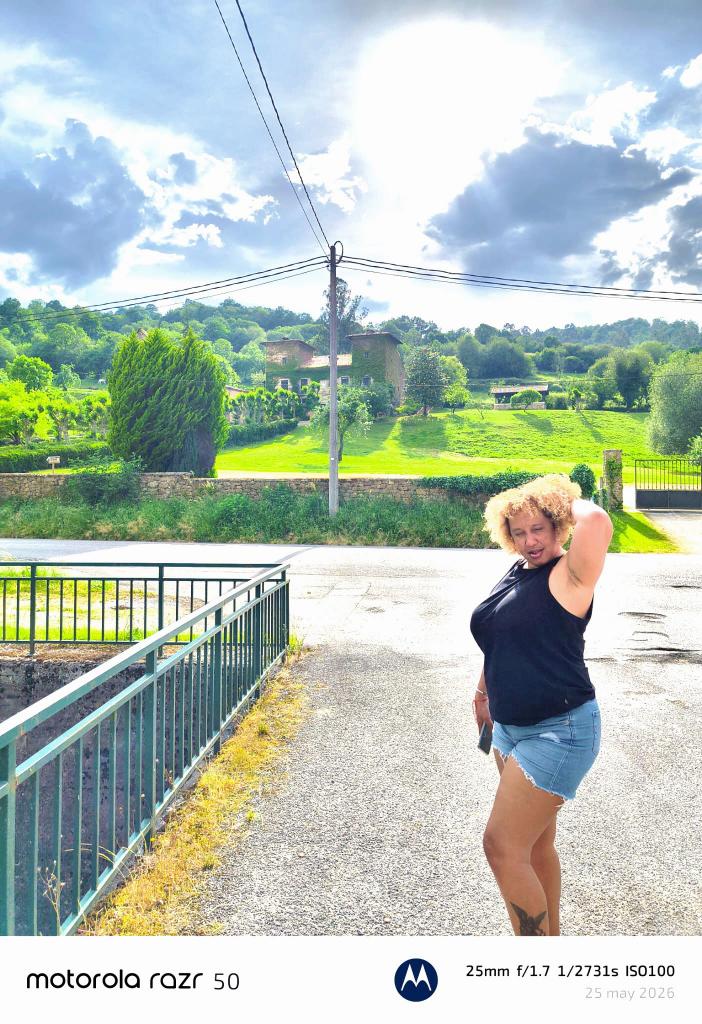 Chica busca chico en Asturias: 