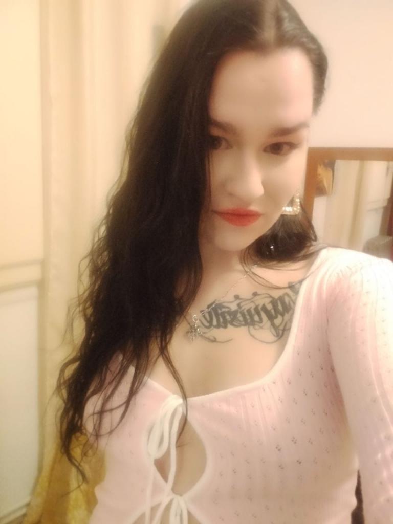 Chica busca chico en Almería: 