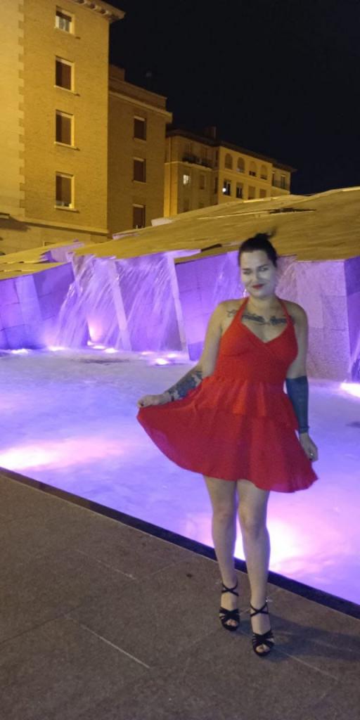 Chica busca chico en Almería: 