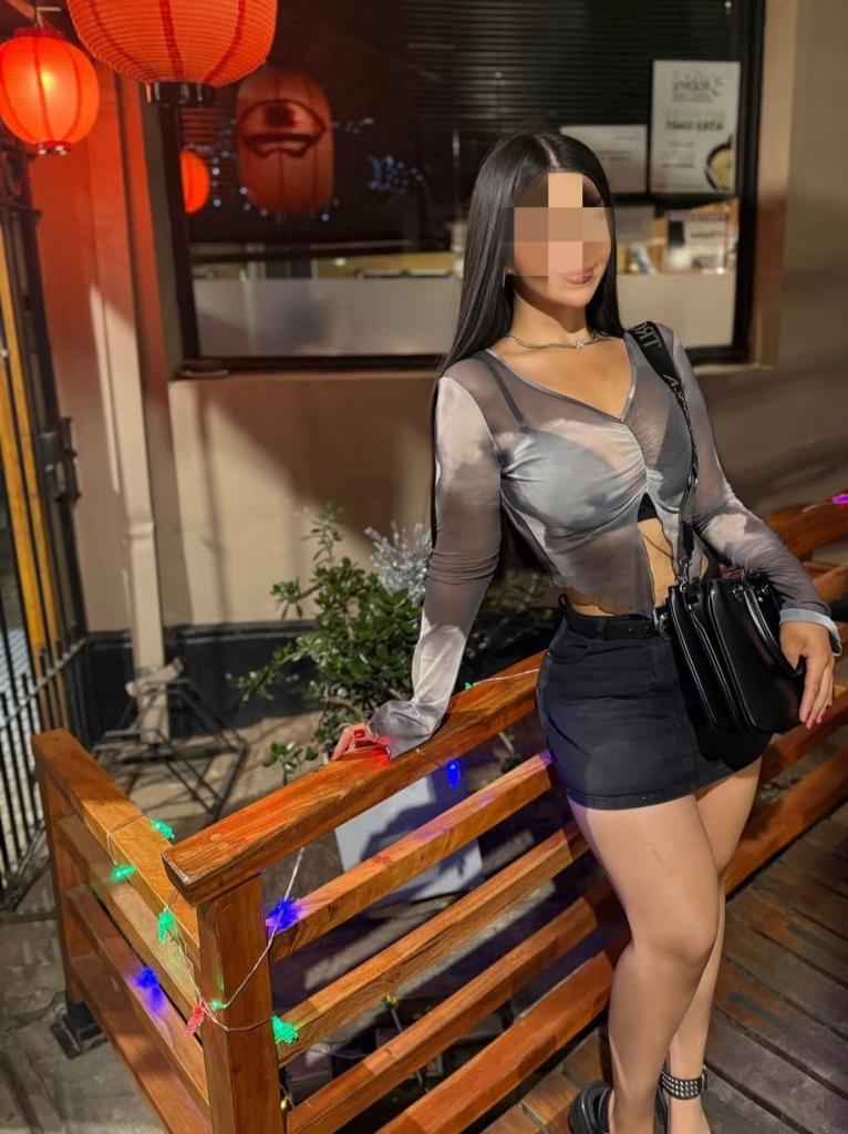 Chica busca chico en Sevilla: 