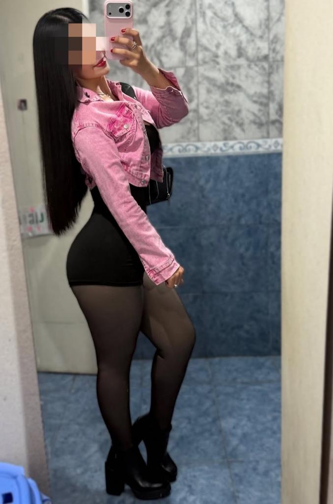 643476169: Chica busca chico en Málaga