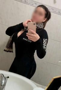 671784023: Chica busca chico en Barcelona