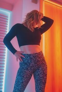 677106188: Chica busca chico en Málaga