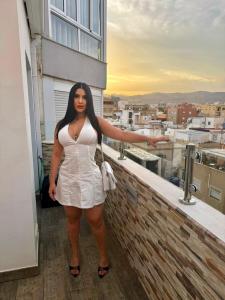 651772643: Chica busca chico en Granada