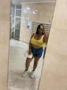 613898305: Chica busca chico en Alicante