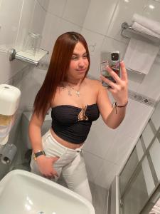 604258038: Chica busca chico en Madrid