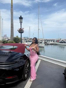 658385979: Chica busca chico en Málaga