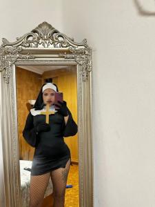 607269545: Chica busca chico en Almería