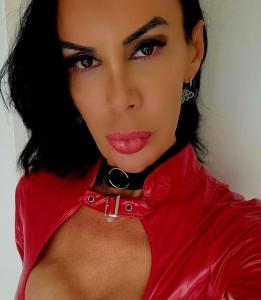 613553145: Transexual en Guipúzcoa