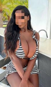 614292180: Chica busca chico en Madrid