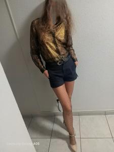 662447511: Chica busca chico en Gerona